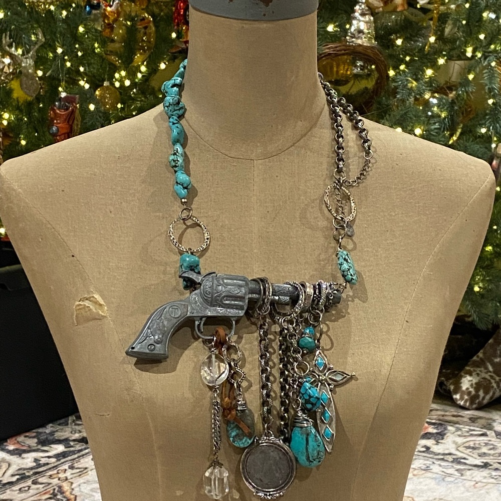 Yall come on in!! Sister McGuire has something FABULOUS just for YOU! - Picture 15 of 16